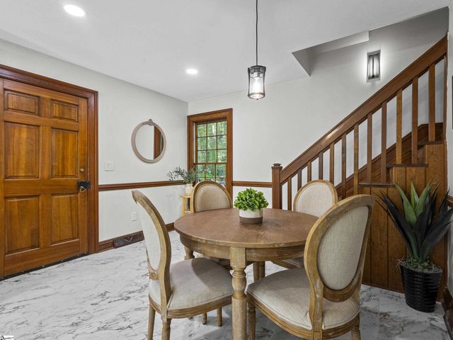15 Lake Circle Drive, Greenville, SC 29609