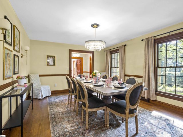 15 Lake Circle Drive, Greenville, SC 29609