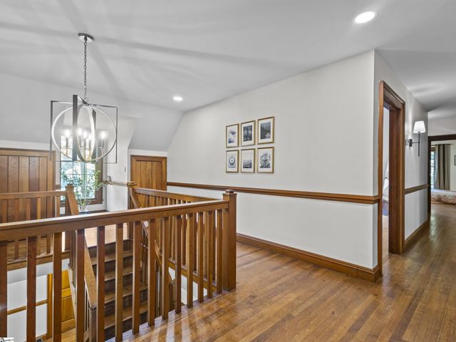 15 Lake Circle Drive, Greenville, SC 29609