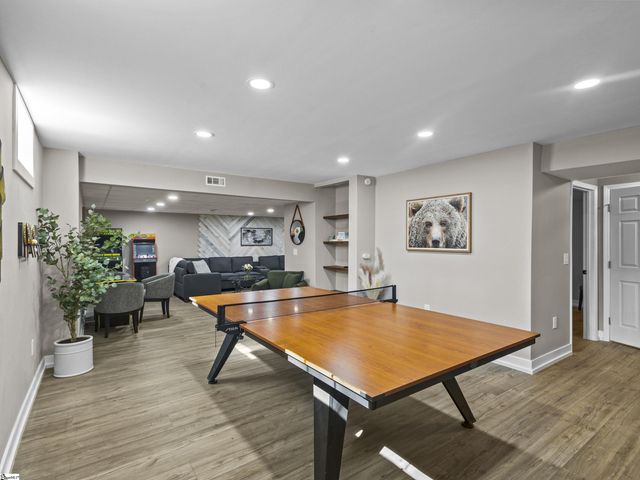 15 Lake Circle Drive, Greenville, SC 29609