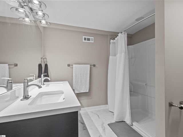 15 Lake Circle Drive, Greenville, SC 29609