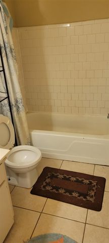 137 Casa Grande Drive 137, Houston, TX 77060