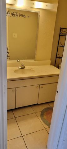 137 Casa Grande Drive 137, Houston, TX 77060