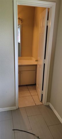 137 Casa Grande Drive 137, Houston, TX 77060