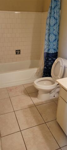 137 Casa Grande Drive 137, Houston, TX 77060