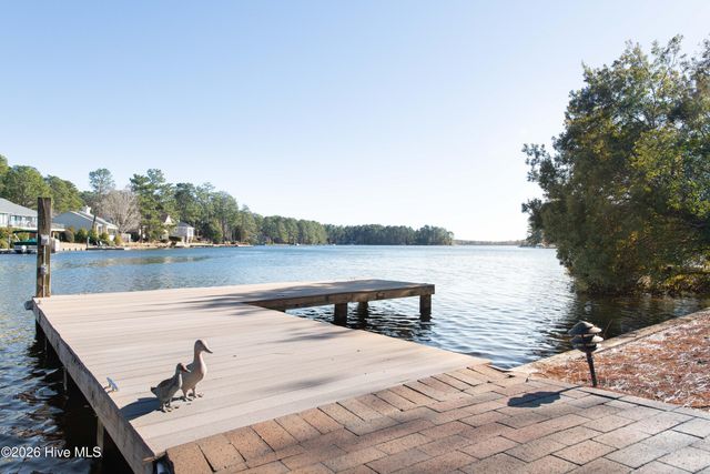 90 Lake Shore Drive, Pinehurst, NC 28374