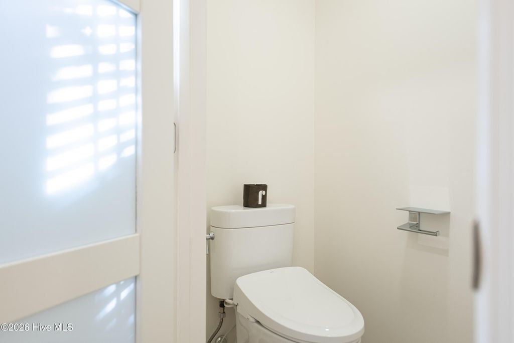 Image 38 of property listing at 90 Lake Shore Drive, Pinehurst, NC 28374