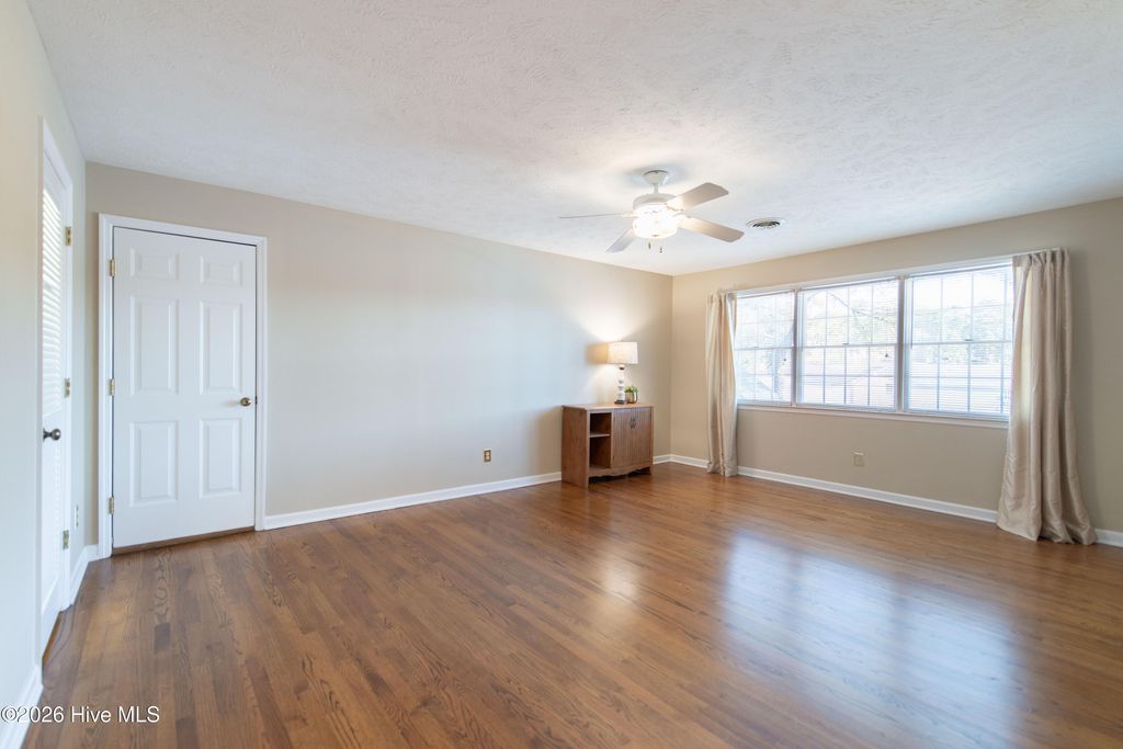 Image 47 of property listing at 90 Lake Shore Drive, Pinehurst, NC 28374