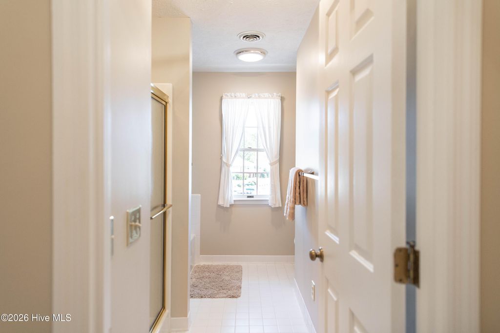 Image 50 of property listing at 90 Lake Shore Drive, Pinehurst, NC 28374