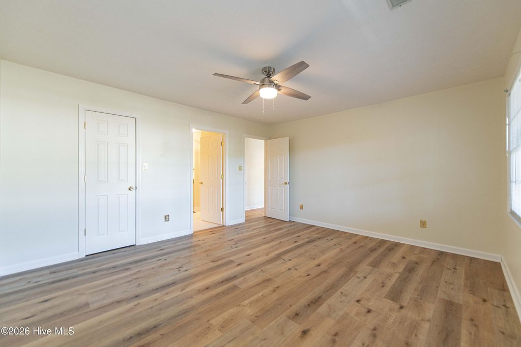 Image 60 of property listing at 90 Lake Shore Drive, Pinehurst, NC 28374