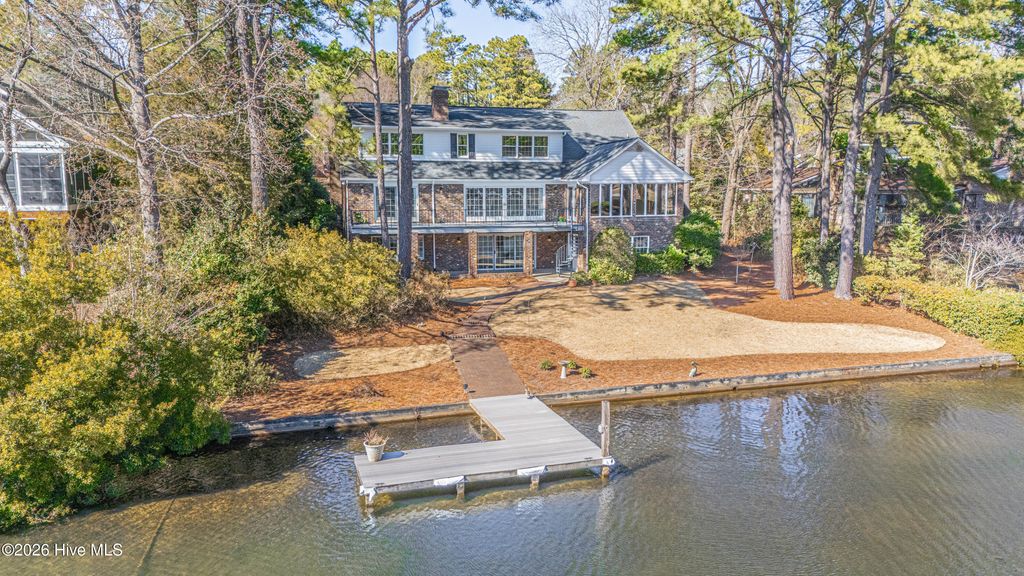 Image 85 of property listing at 90 Lake Shore Drive, Pinehurst, NC 28374