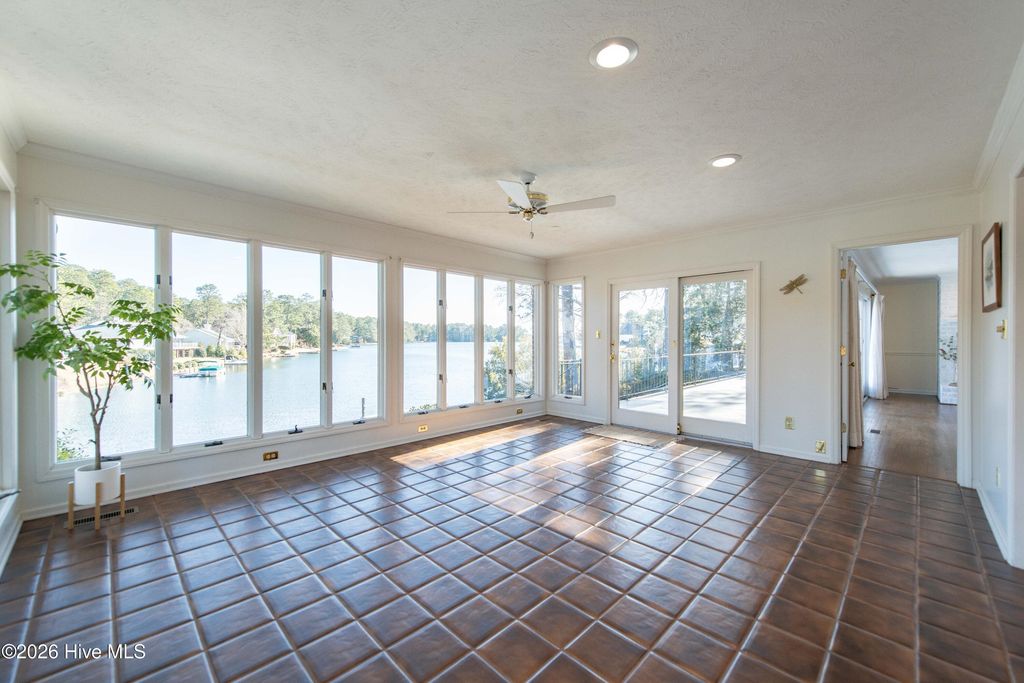 Image 87 of property listing at 90 Lake Shore Drive, Pinehurst, NC 28374