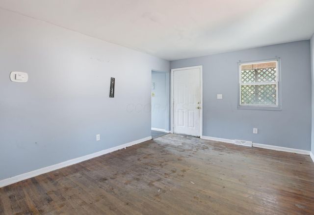 2576 Beulah Road, Columbus, OH 43211
