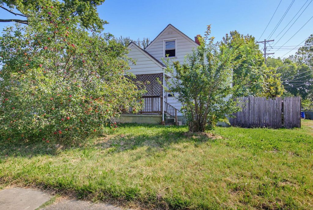 2576 Beulah Road, Columbus, OH 43211