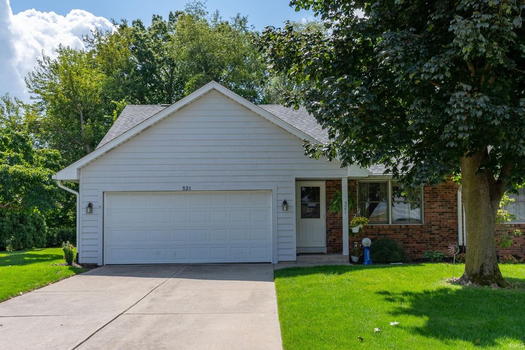 521 W Lowell Avenue, Mishawaka, IN 46545