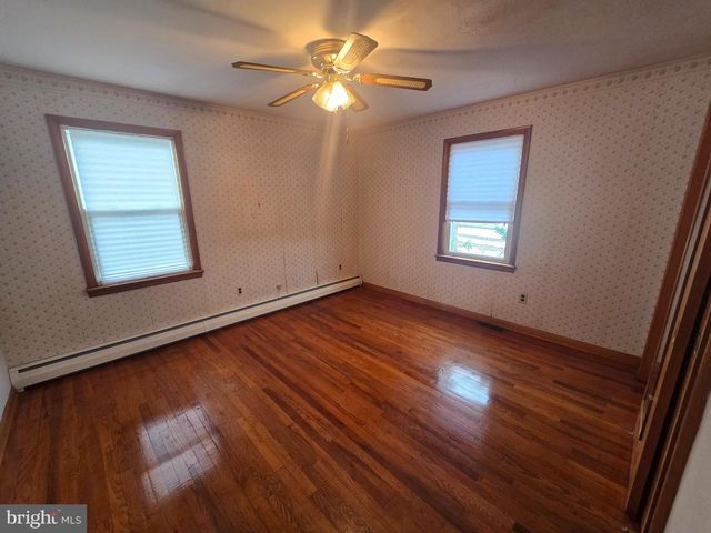 106 N HIGH ST, Biglerville, PA 17307