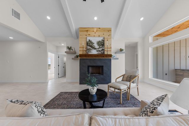 1425 King Ranch RD, Salado, TX 76571