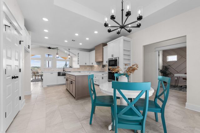 1425 King Ranch RD, Salado, TX 76571
