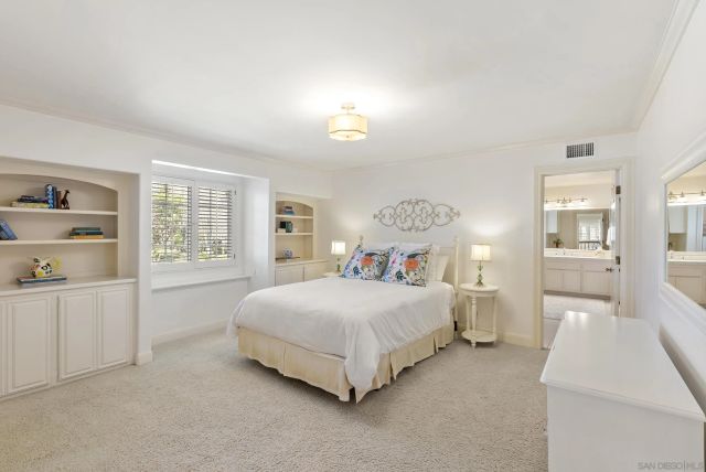 17307 Calle Mayor, Rancho Santa Fe, CA 92067