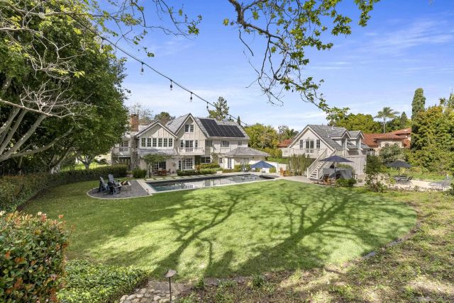 17307 Calle Mayor, Rancho Santa Fe, CA 92067