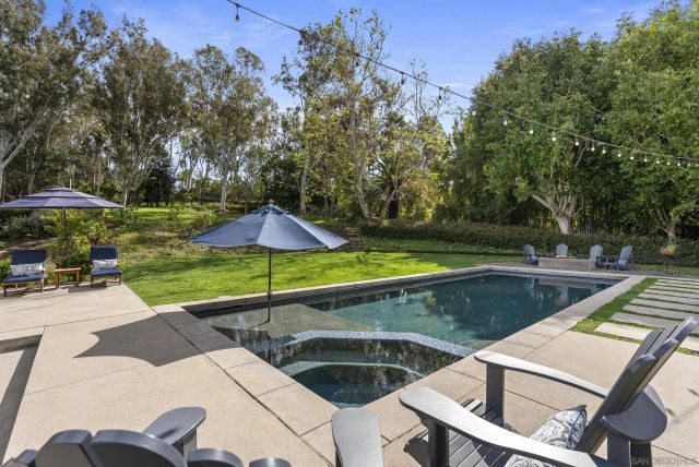 17307 Calle Mayor, Rancho Santa Fe, CA 92067