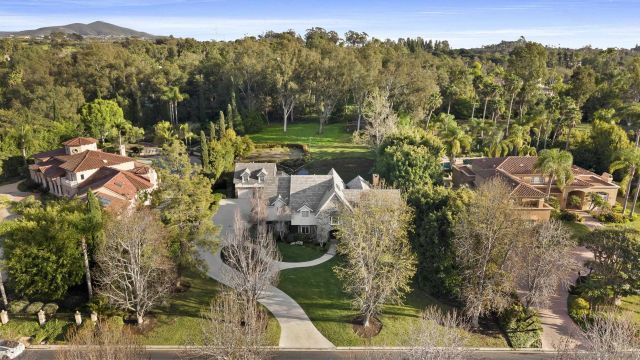 17307 Calle Mayor, Rancho Santa Fe, CA 92067