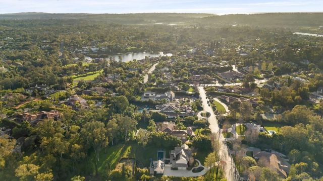 17307 Calle Mayor, Rancho Santa Fe, CA 92067