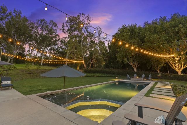 17307 Calle Mayor, Rancho Santa Fe, CA 92067