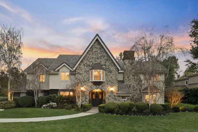 17307 Calle Mayor, Rancho Santa Fe, CA 92067