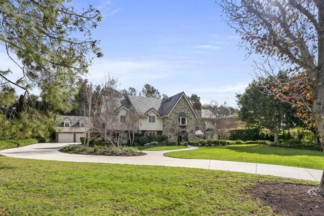 17307 Calle Mayor, Rancho Santa Fe, CA 92067