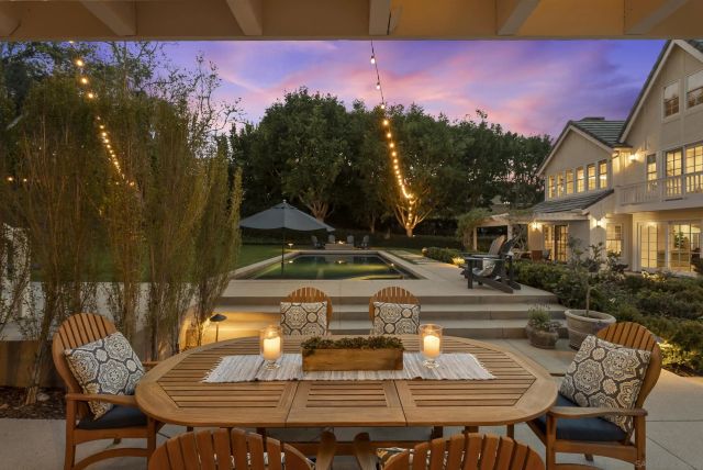 17307 Calle Mayor, Rancho Santa Fe, CA 92067