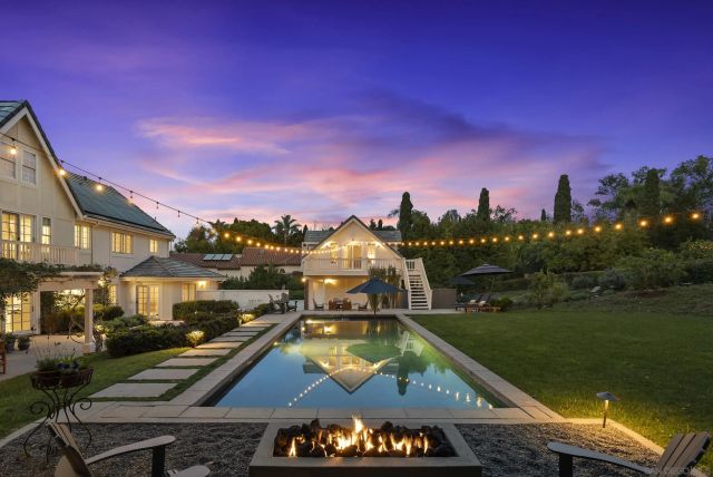 17307 Calle Mayor, Rancho Santa Fe, CA 92067