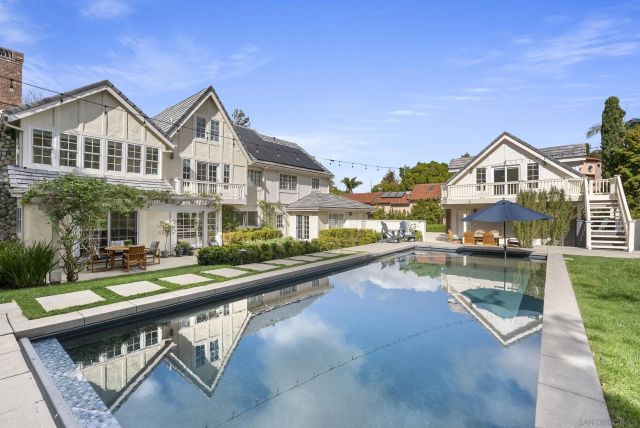 17307 Calle Mayor, Rancho Santa Fe, CA 92067