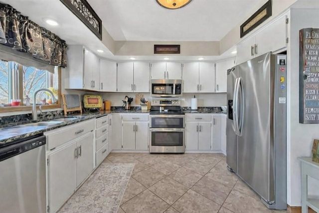 1425 18th Ave. NW, Minot, ND 58703