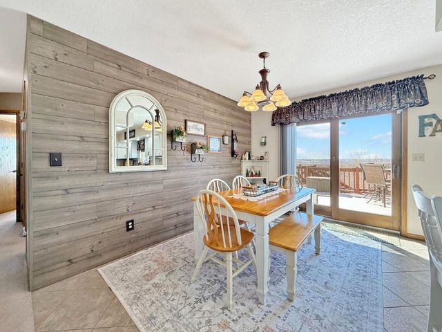 1425 18th Ave. NW, Minot, ND 58703