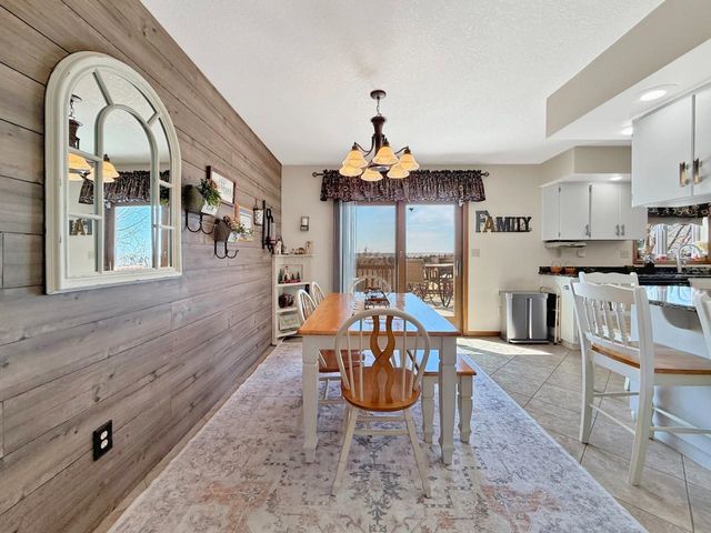 1425 18th Ave. NW, Minot, ND 58703