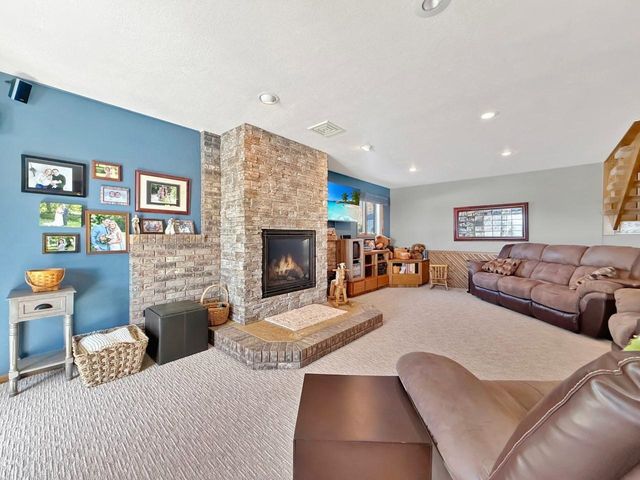 1425 18th Ave. NW, Minot, ND 58703