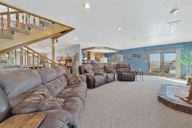 1425 18th Ave. NW, Minot, ND 58703