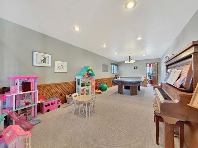 1425 18th Ave. NW, Minot, ND 58703