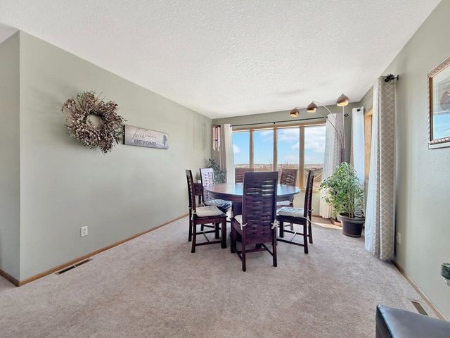 1425 18th Ave. NW, Minot, ND 58703