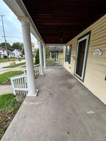 254 Lockwood Street, Saginaw, MI 48602