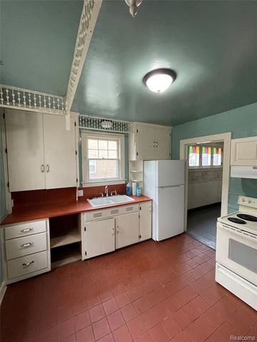 254 Lockwood Street, Saginaw, MI 48602