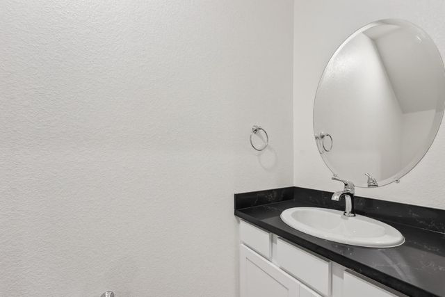 3021 Havencove Way, Modesto, CA 95355