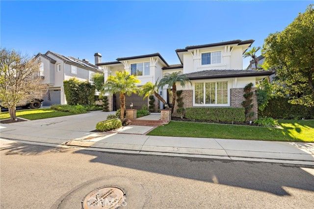 27 Raleigh Court, Laguna Hills, CA 92679