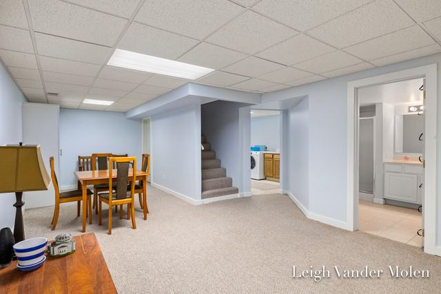 1129 Kenesaw Drive SE, East Grand Rapids, MI 49506