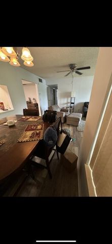 1118 Green Pine Boulevard B1, West Palm Beach, FL 33409
