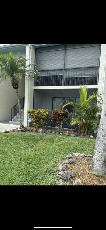 1118 Green Pine Boulevard B1, West Palm Beach, FL 33409