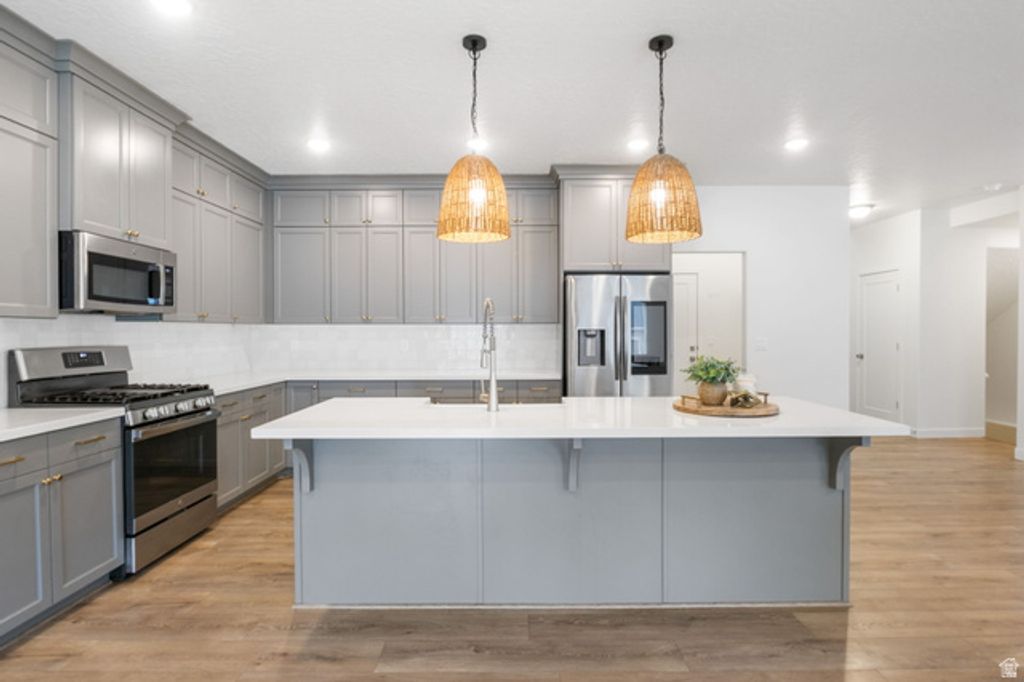 Image 8 of property listing at 6293 W JACKSON CREST WAY, Herriman, UT 84096