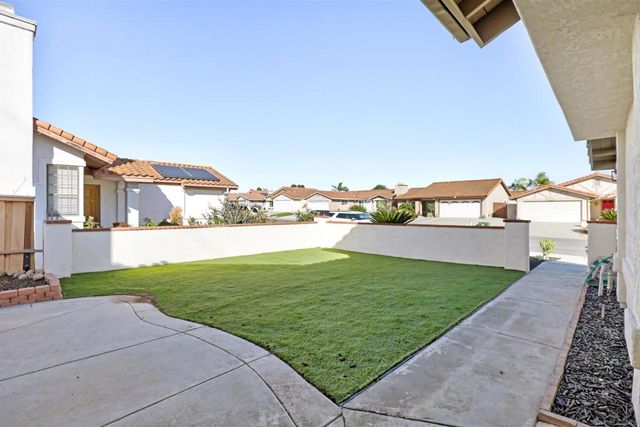 10242 Keoki St, San Diego, CA 92126