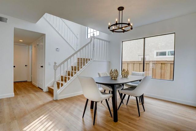 10242 Keoki St, San Diego, CA 92126